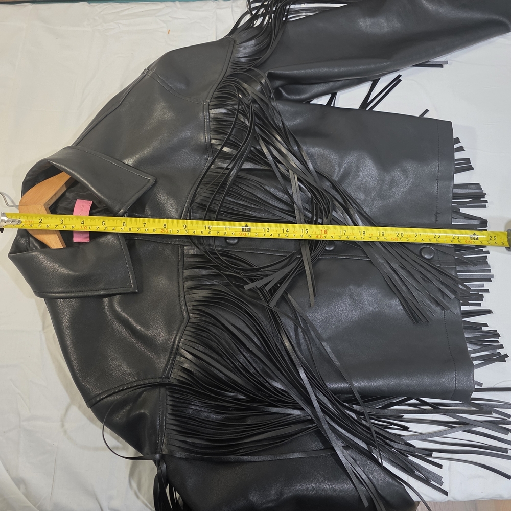 Azalea Wang Black Fringe Leather Jacket - Picture 5 of 8